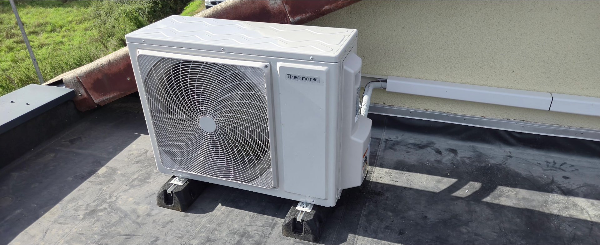 Raccordement électrique pompe à chaleur extérieure Thermor